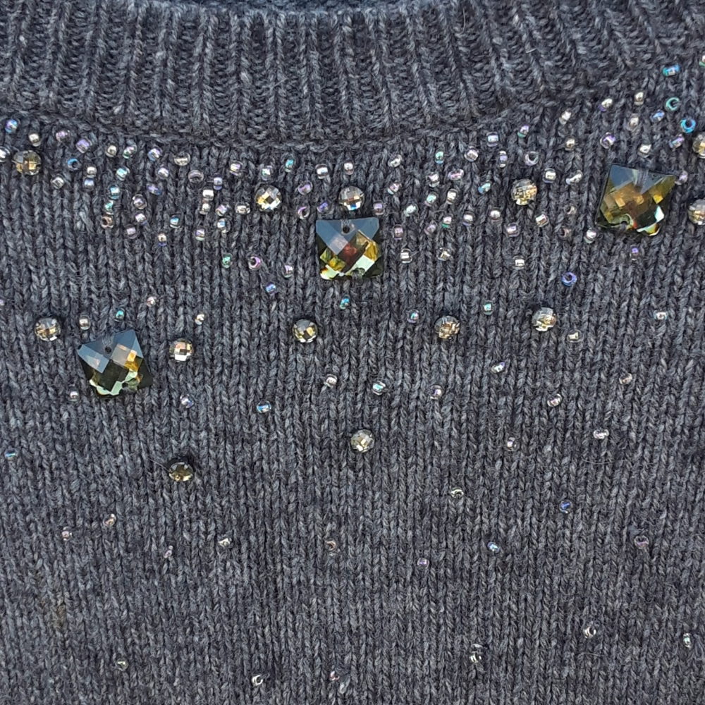 Sweater - Picture 2 of 4